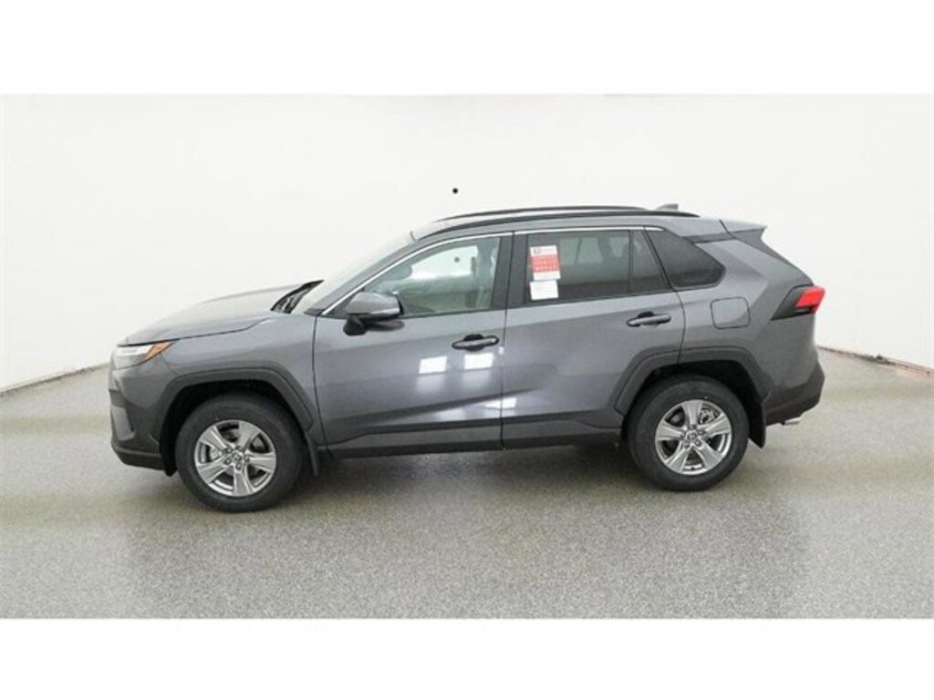 New 2025 Toyota RAV4 XLE SUV