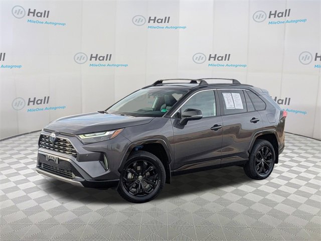 2023 Toyota RAV4 XSE's photo