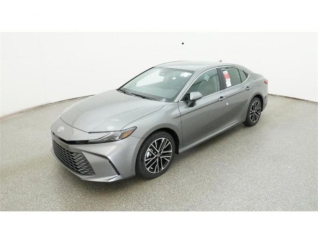 2026 Toyota Camry XLE's photo
