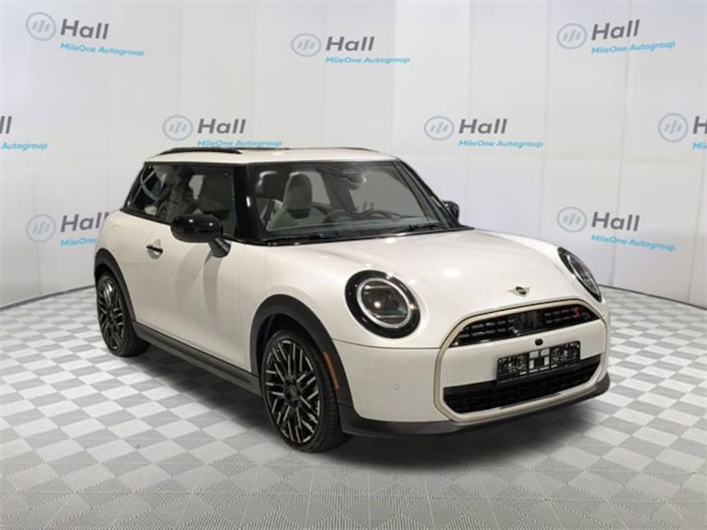 Used 2025 MINI Hardtop 2 Door Iconic Hatchback