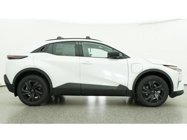 2026 Toyota C-HR SE - Photo 27