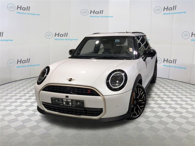 2025 MINI Hardtop 2 Door S's photo