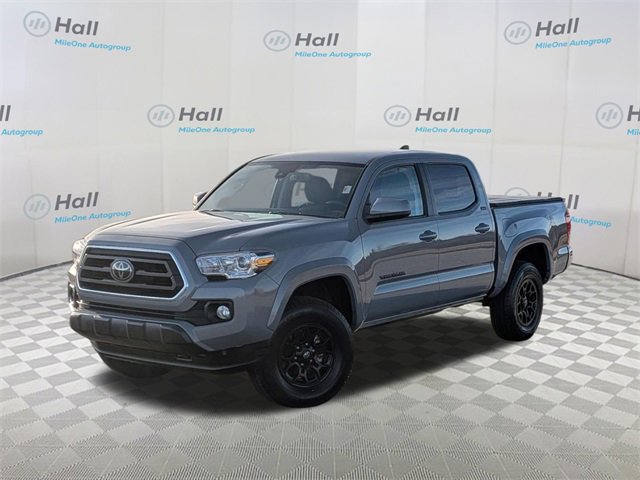 2021 Toyota Tacoma SR5's photo