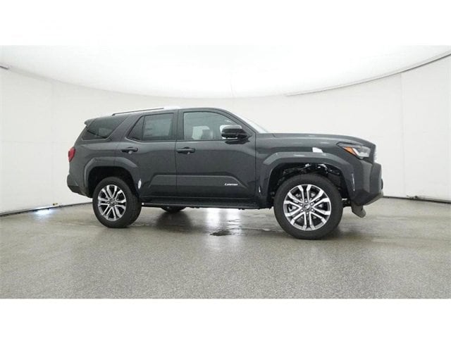 2025 Toyota 4Runner Limited - Photo 28