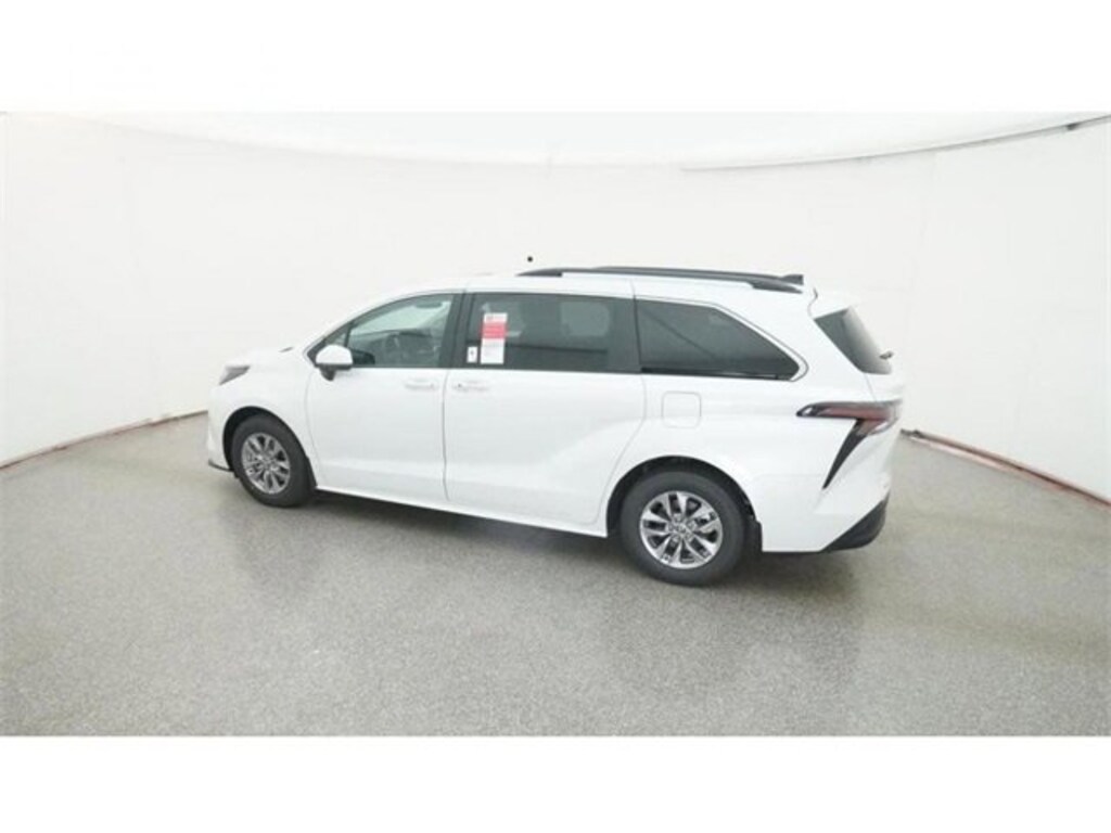 New 2026 Toyota Sienna XLE Van Passenger Van