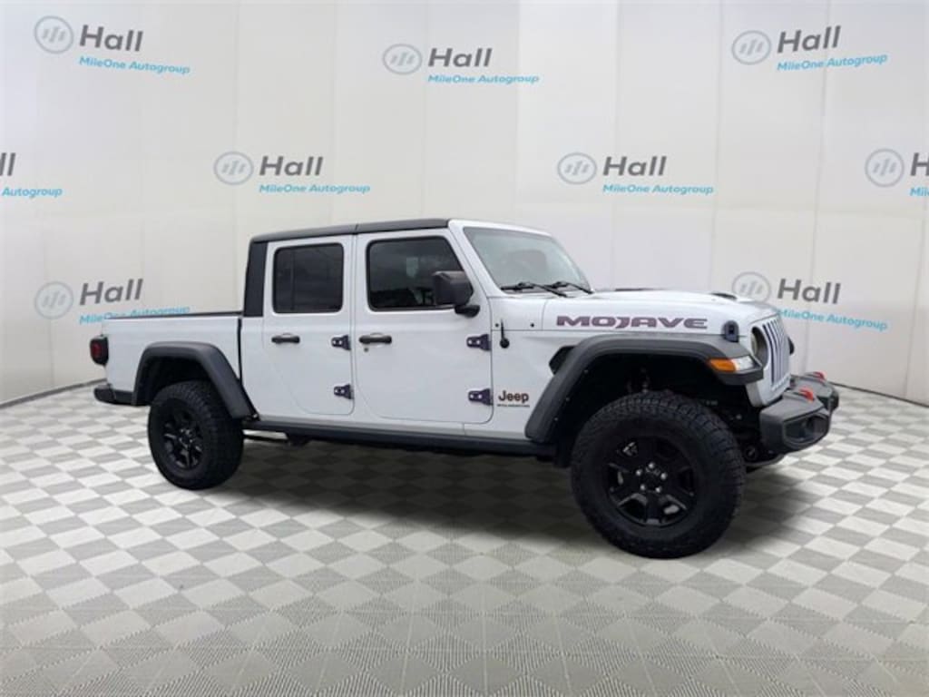 Used 2023 Jeep Gladiator Mojave Truck Crew Cab