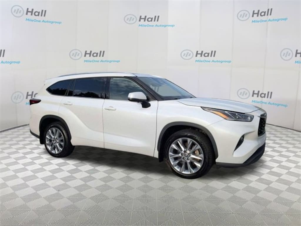 Used 2022 Toyota Highlander Limited SUV