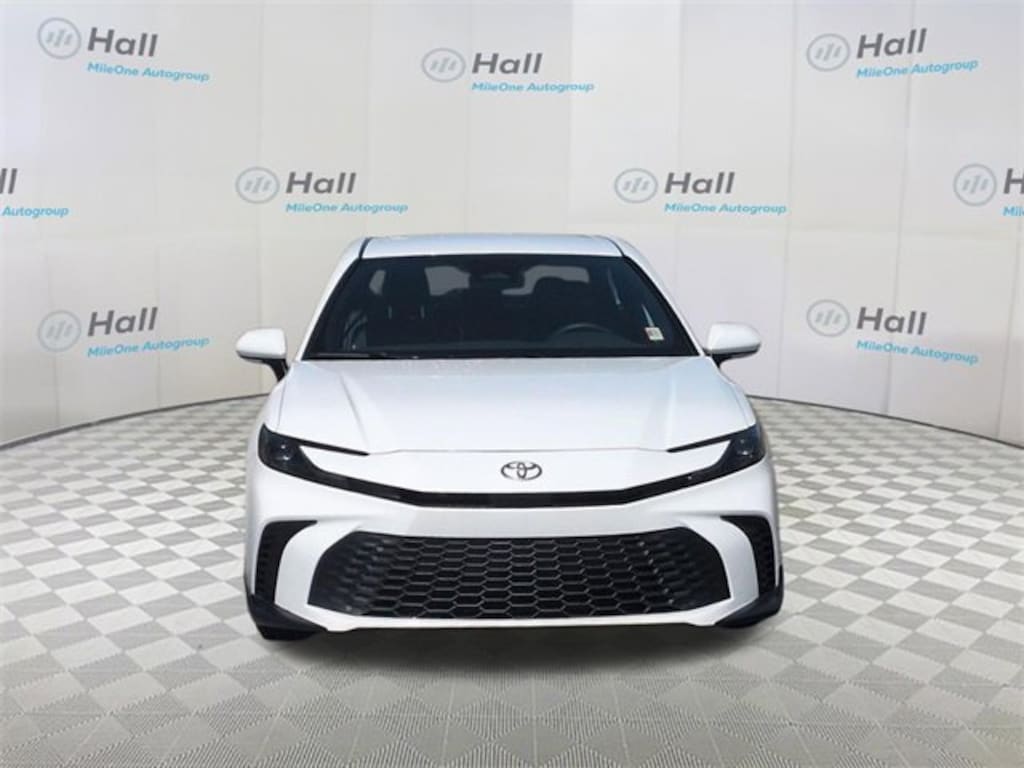 Used 2025 Toyota Camry SE Sedan