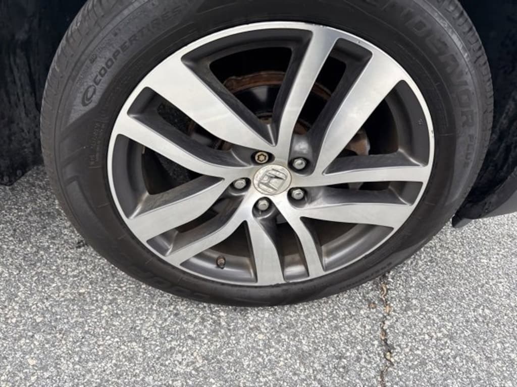 Used 2018 Honda Pilot Touring SUV