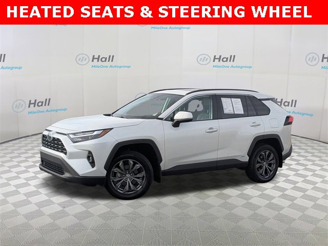 2024 Toyota RAV4 XLE Premium's photo
