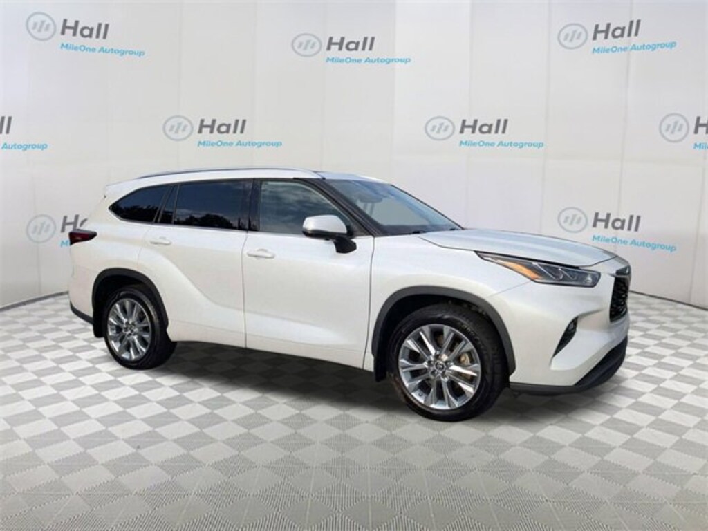 Used 2022 Toyota Highlander Limited SUV