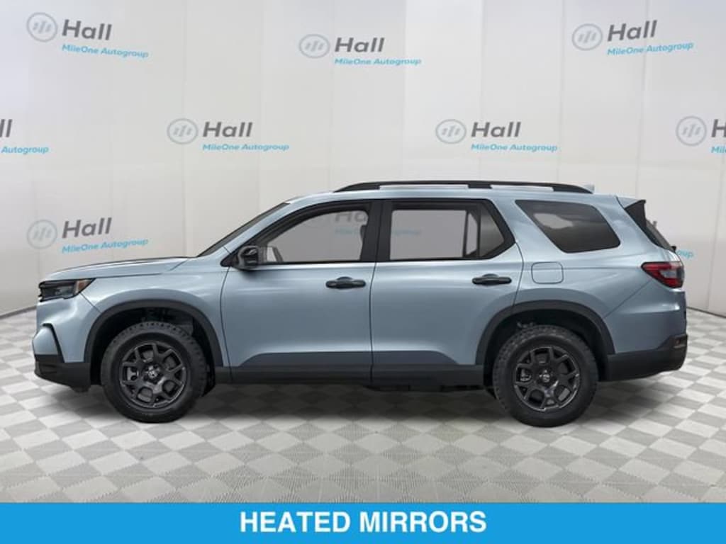 Used 2025 Honda Pilot TrailSport SUV
