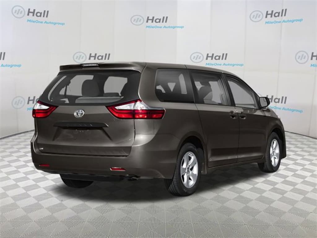 Used 2020 Toyota Sienna LE Van