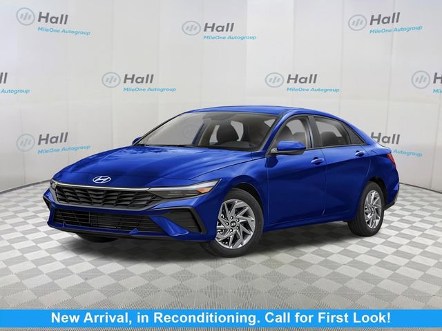 2024 Hyundai Elantra 2.0 SEL IVT's photo