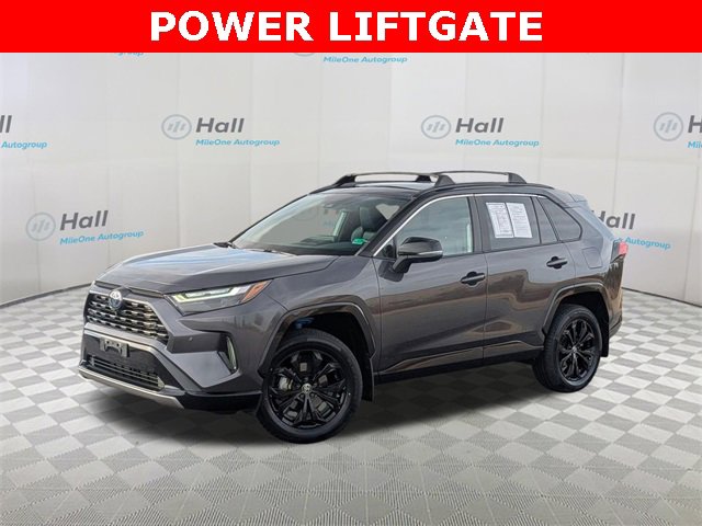 2023 Toyota RAV4 XSE's photo