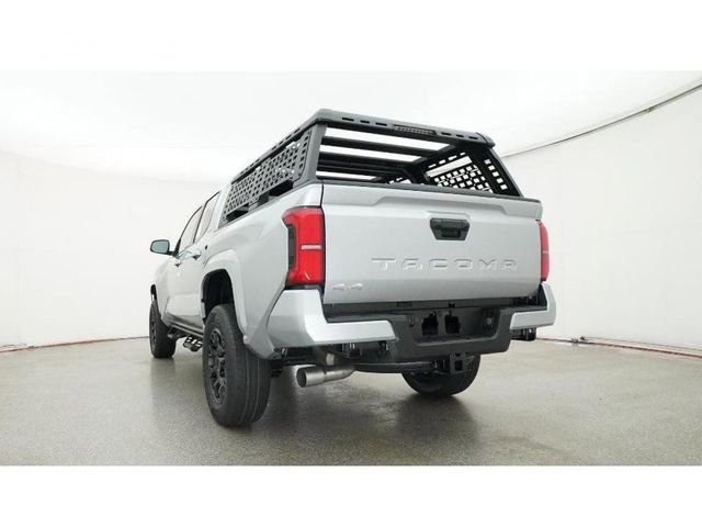 2025 Toyota Tacoma SR5 - Photo 22