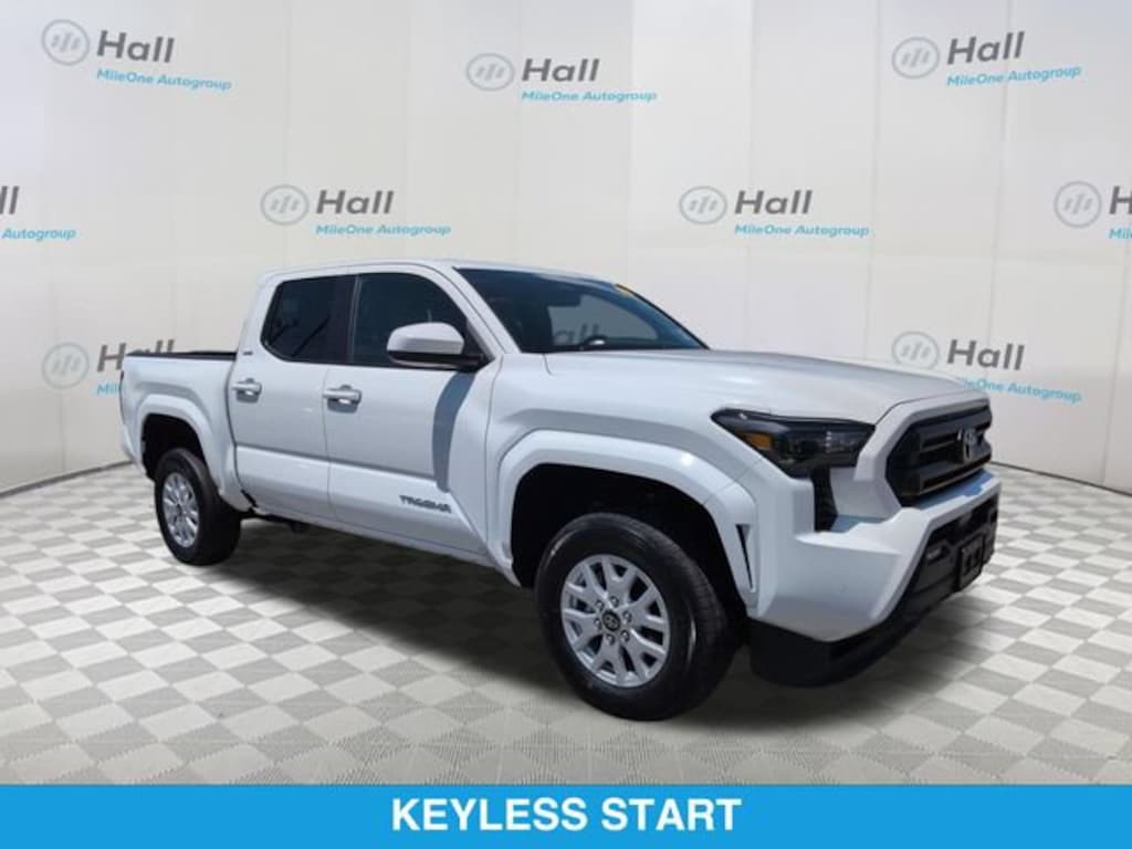 Used 2025 Toyota Tacoma SR5 Truck Double Cab