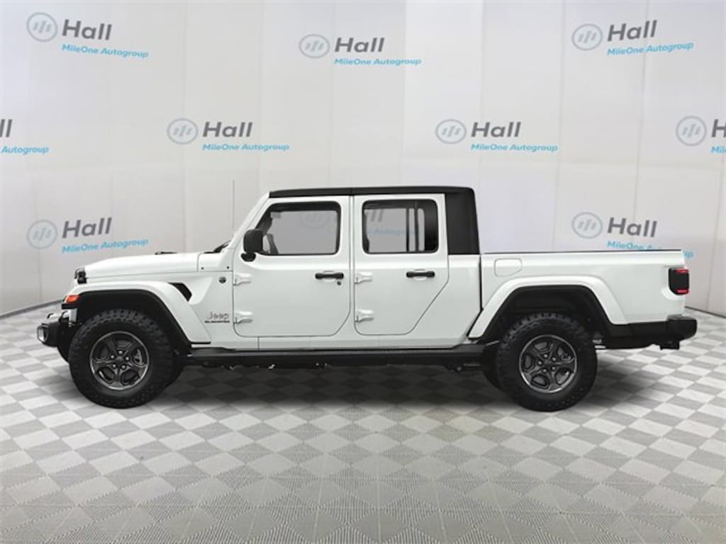 Used 2021 Jeep Gladiator Overland Truck Crew Cab