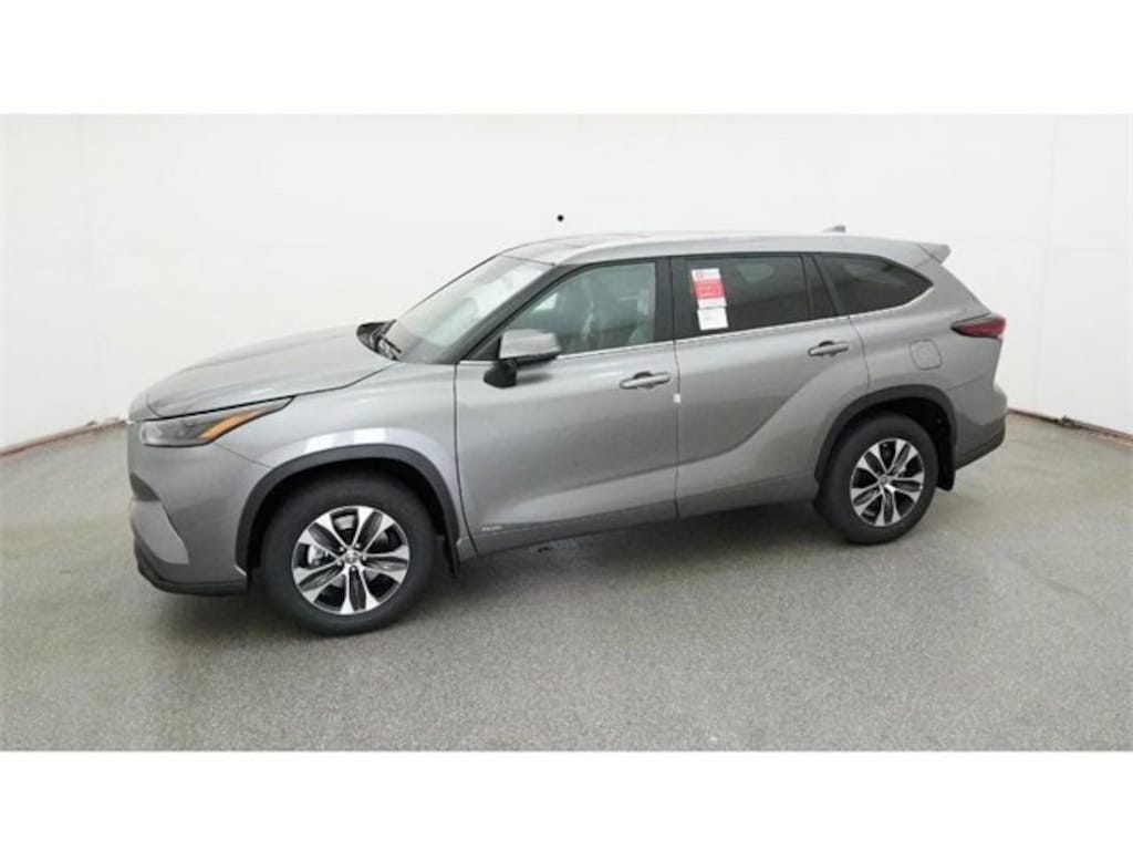 New 2026 Toyota Highlander Hybrid XLE SUV