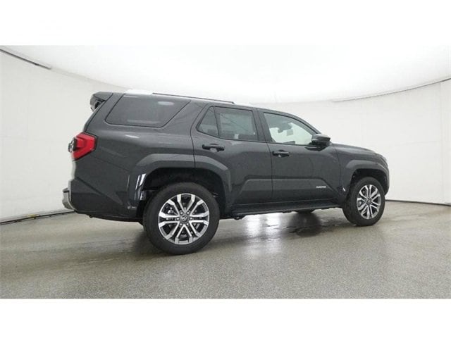 2025 Toyota 4Runner Limited - Photo 26