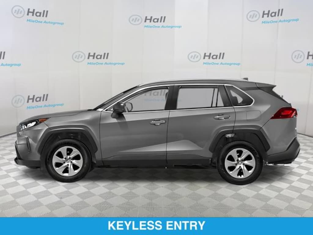 Used 2021 Toyota RAV4 LE SUV