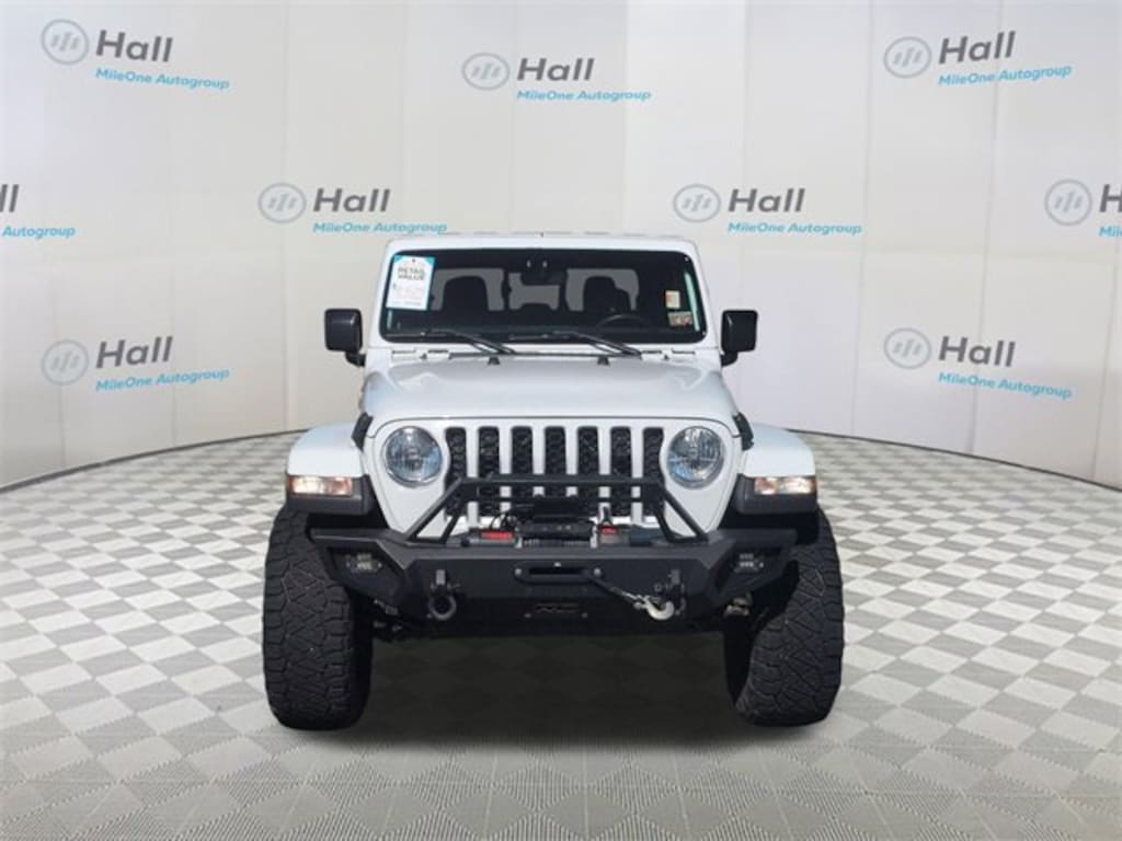 Used 2021 Jeep Gladiator Overland Truck Crew Cab