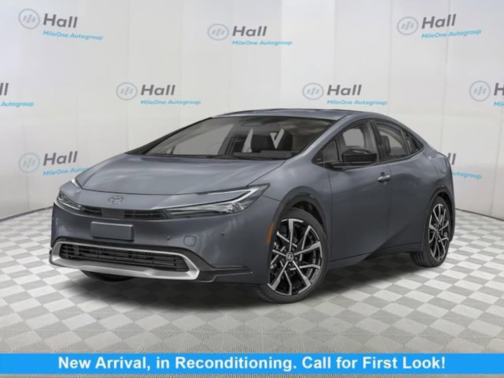 Used 2026 Toyota Prius Plug-In Hybrid XSE Hatchback