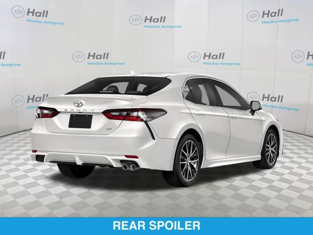 Used 2023 Toyota Camry SE Sedan