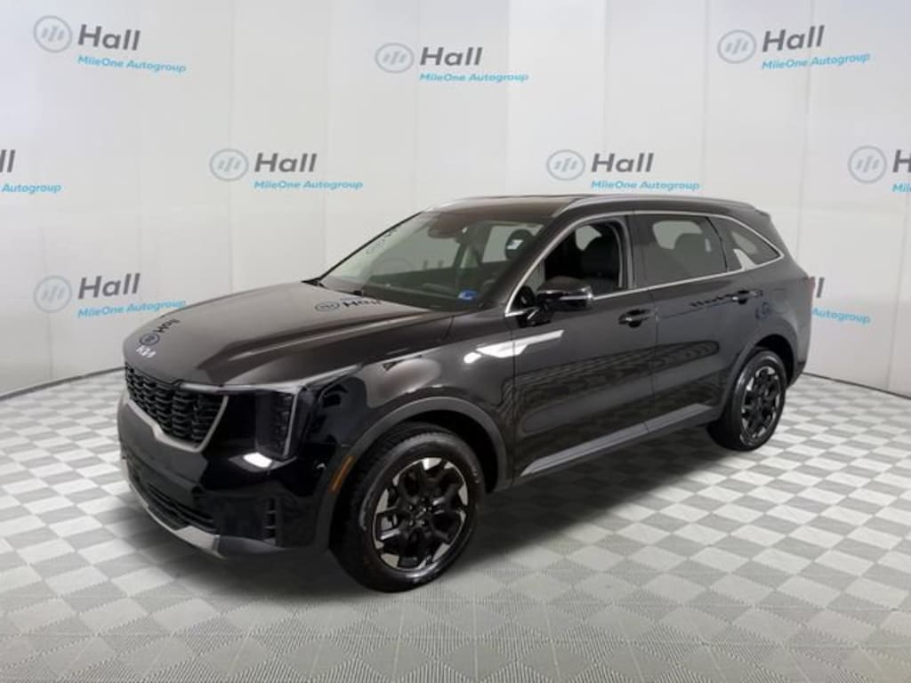 Used 2025 Kia Sorento S SUV