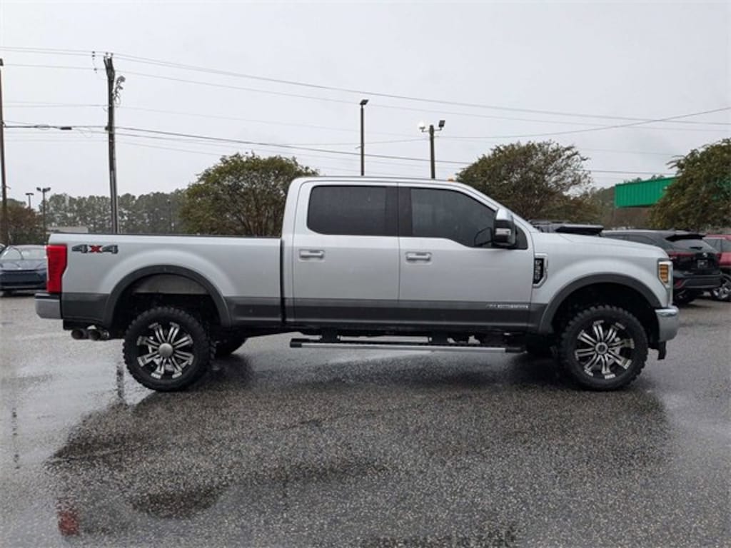 Used 2018 Ford F-350 Lariat Truck Crew Cab