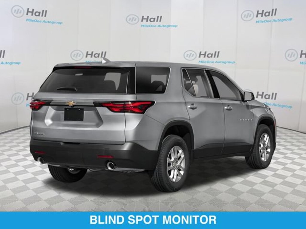 Used 2023 Chevrolet Traverse LT SUV