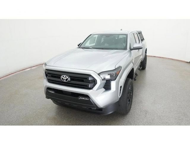 2025 Toyota Tacoma SR5 - Photo 16