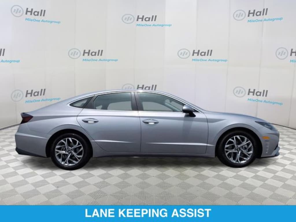 Used 2023 Hyundai Sonata SEL Sedan