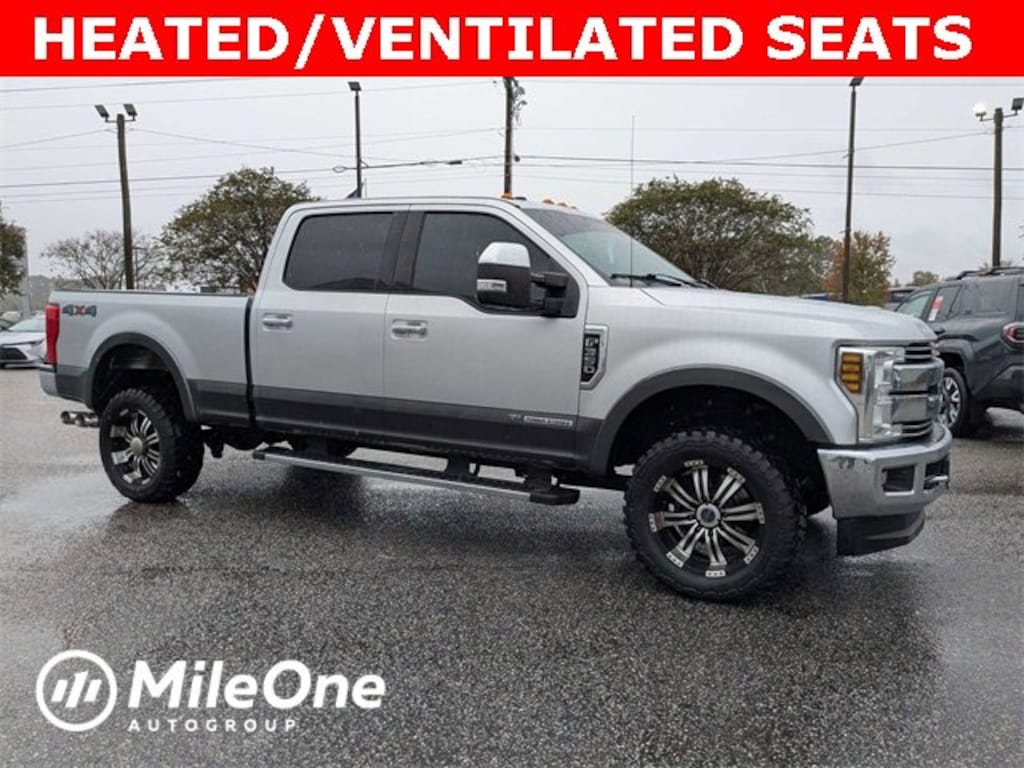 Used 2018 Ford F-350 Lariat Truck Crew Cab