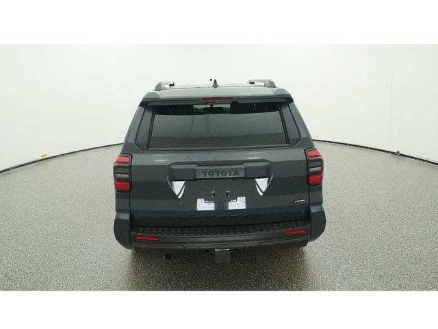 2026 Toyota 4Runner SR5 - Photo 7
