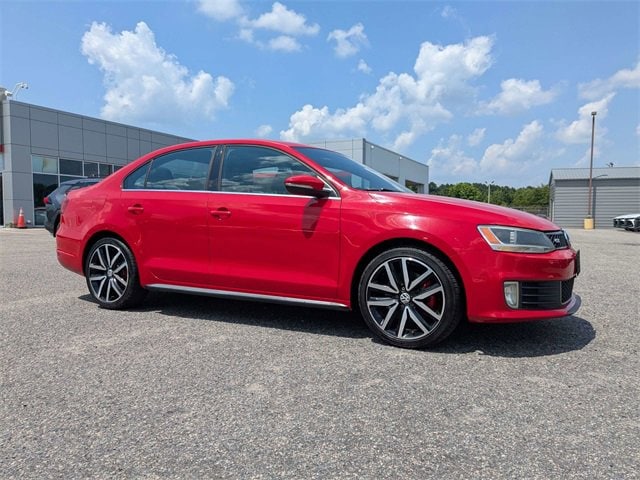 3VW467AJ0DM273200