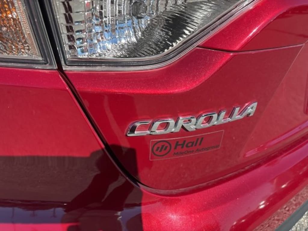 Used 2023 Toyota Corolla LE Sedan