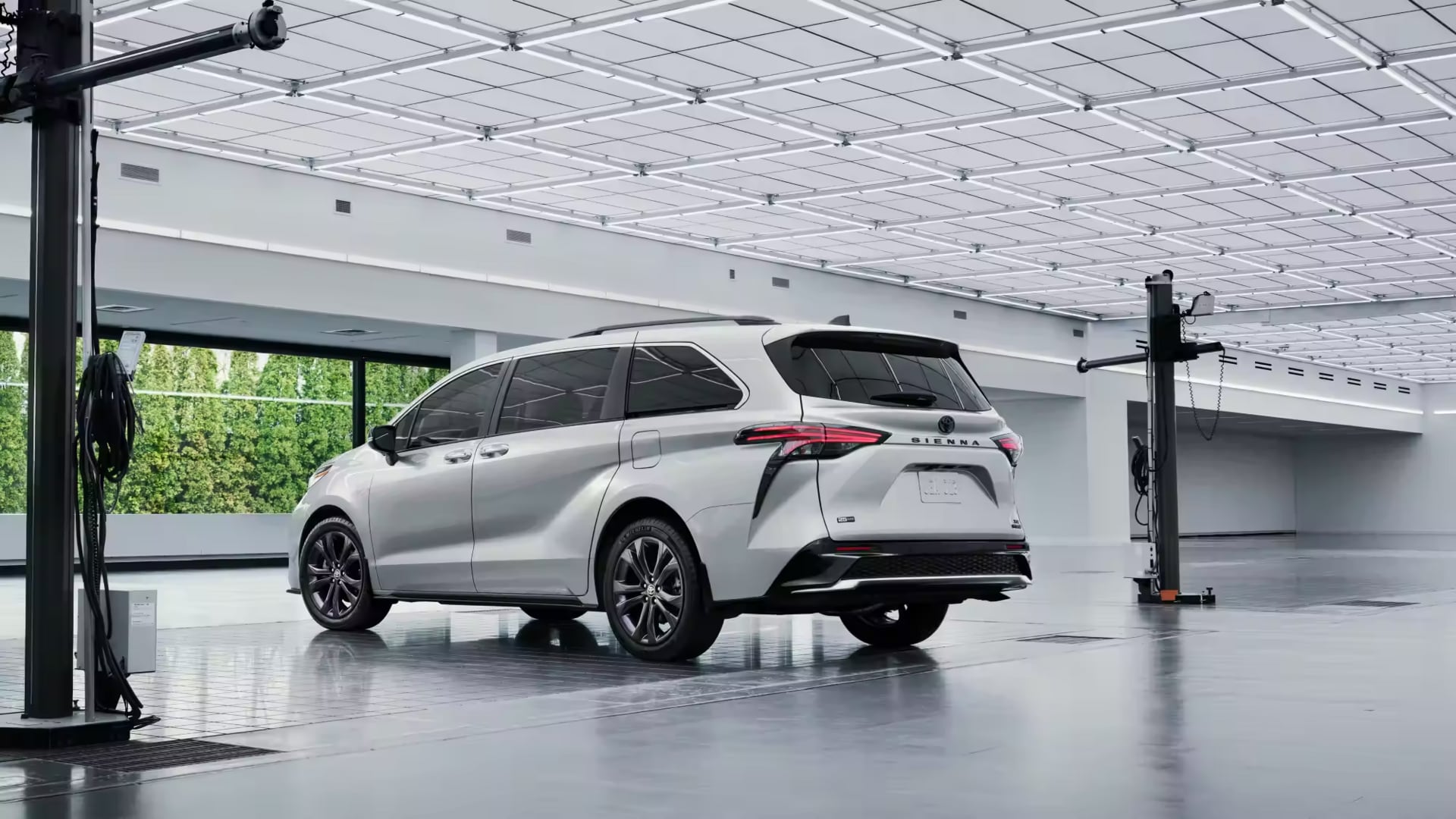 2023-Toyota-Sienna-Exterior.png