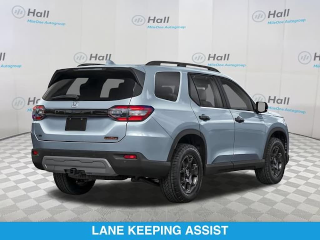 Used 2025 Honda Pilot TrailSport SUV