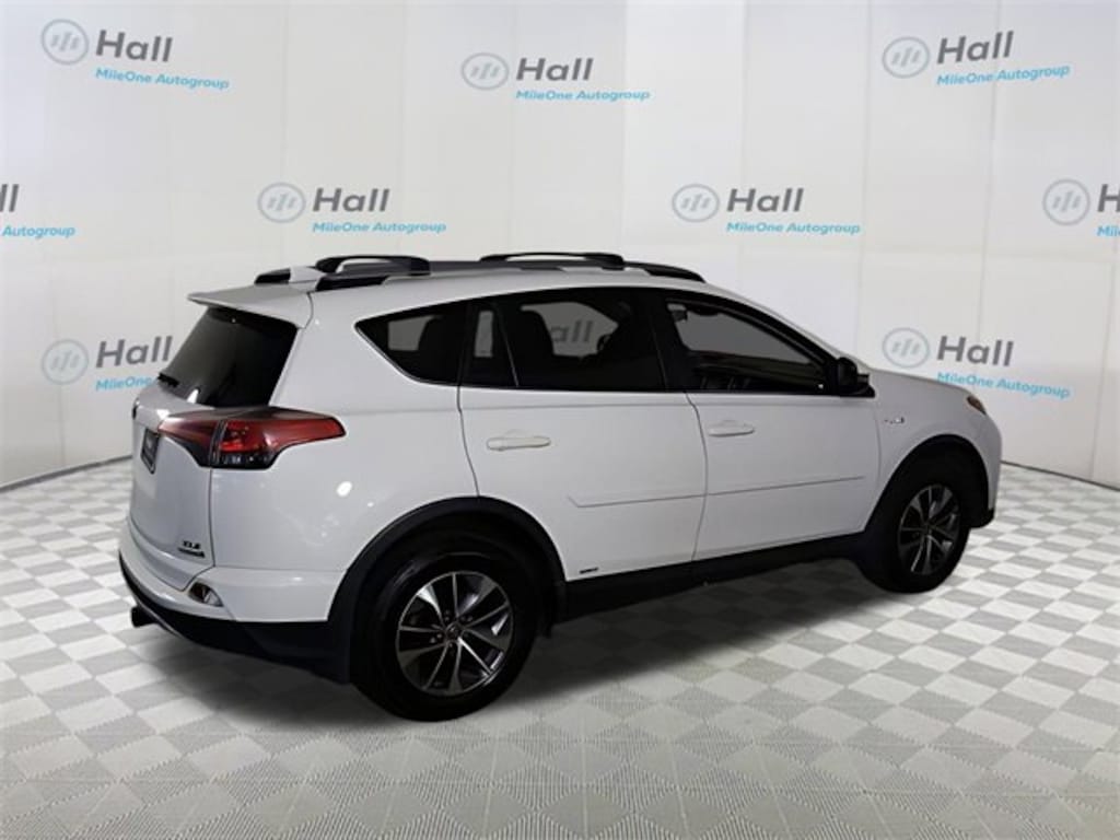 Used 2018 Toyota RAV4 Hybrid XLE SUV