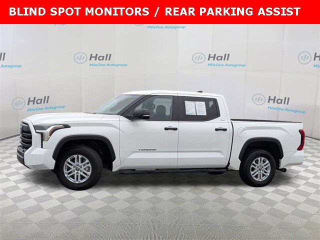 2024 Toyota Tundra SR5's photo