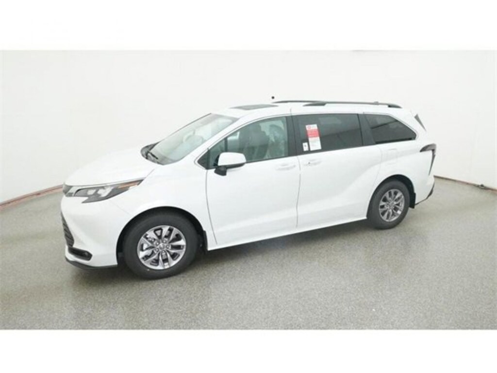 New 2026 Toyota Sienna XLE Van Passenger Van
