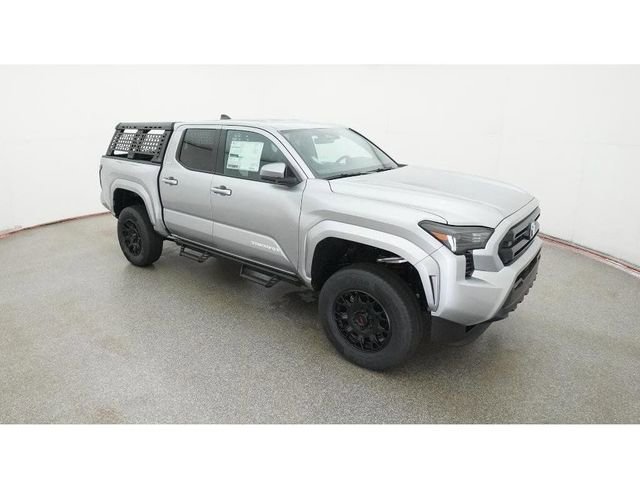 2025 Toyota Tacoma SR5 - Photo 13