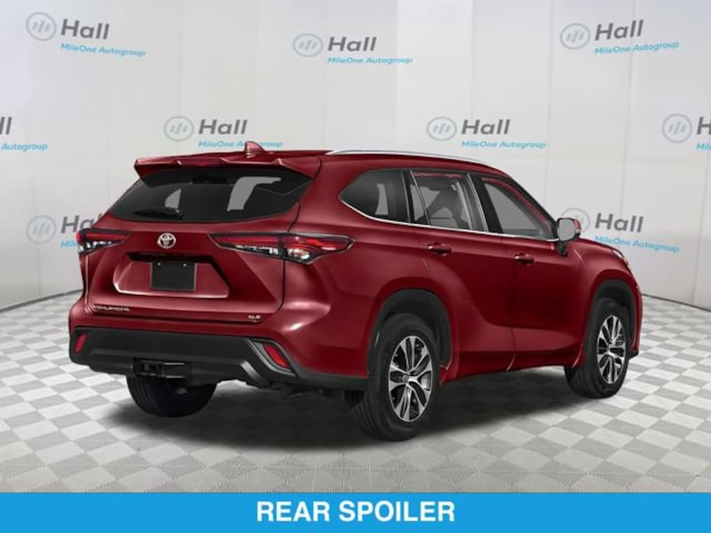 Used 2021 Toyota Highlander XLE SUV
