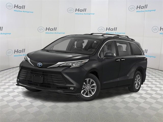 2026 Toyota Sienna XLE's photo