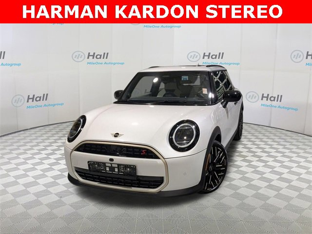 2025 MINI Hardtop 2 Door S's photo