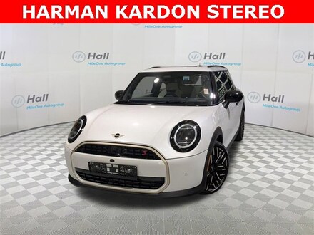 2025 MINI Hardtop 2 Door Iconic Hatchback
