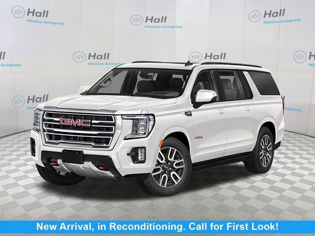2022 GMC Yukon 4WD AT4's photo