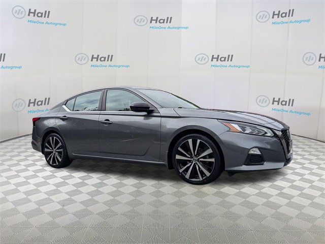 2020 Nissan Altima SR