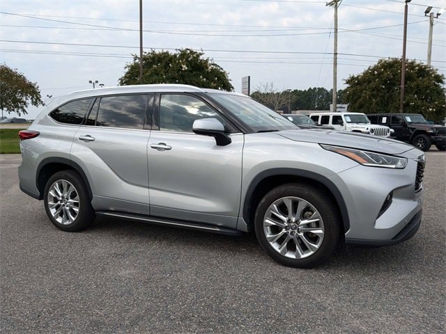 Used 2023 Toyota Highlander Limited with VIN 5TDKDRAH8PS000132 for sale in Elizabeth City, NC